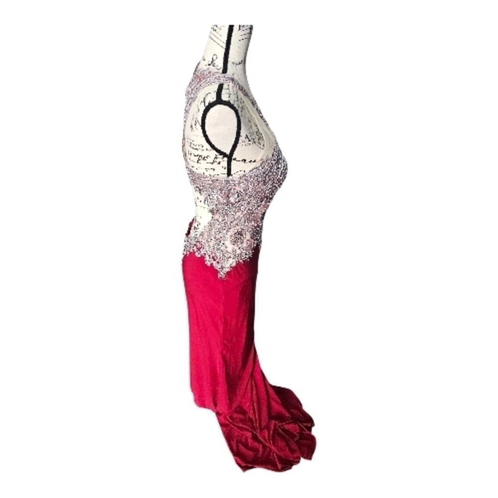 GLS Elegant Red and Silver Evening Prom Gown - Picture 5 of 8